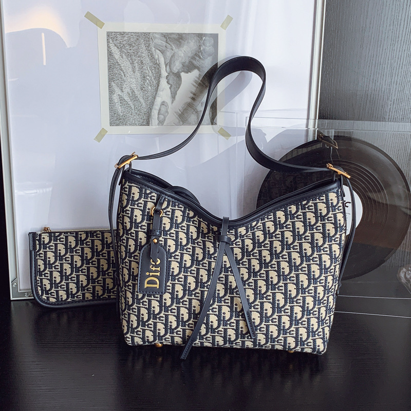 Tas Selempang Kanvas Monogram  - Luxury Bags Goyard ulasan dan harga
