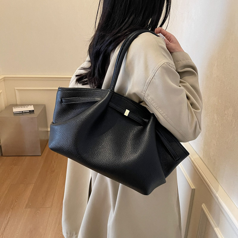 Tas Tangan Wanita Burgundy Mew - Luxury Bags Made ulasan dan harga