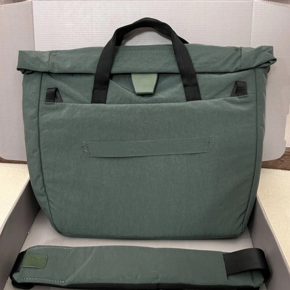 Tas Messenger Mewah Tokyo 14L  - Luxury Bags In Tokyo ulasan dan harga
